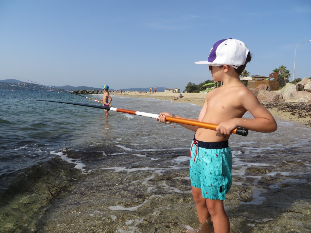 Initiez vos enfants à la pêche ! Partie 1 : La pêche au bouchon - Normandie  Appâts